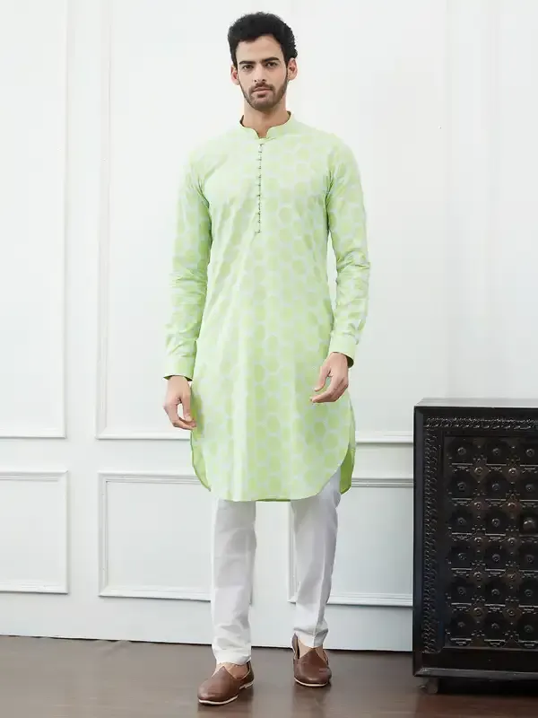 Men_Green_And_White_Embroidered_Cotton_Kurta_Set
