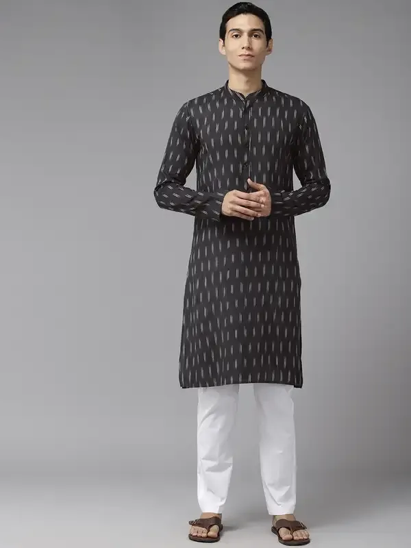 Men_Black_&_White_Pure_Cotton_Printed_Staright_Kurta_With_Pajama