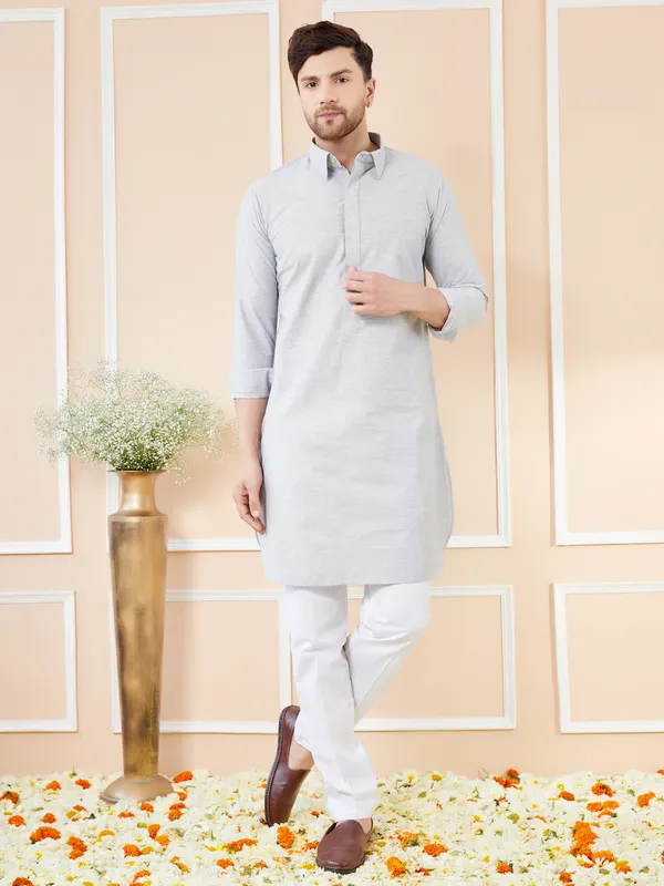 Men_Grey_Cotton_Solid_Pathani_Kurta_With_Pyjama