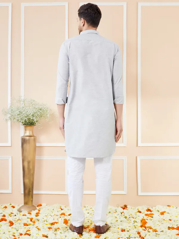 Men_Grey_Cotton_Solid_Pathani_Kurta_With_Pyjama