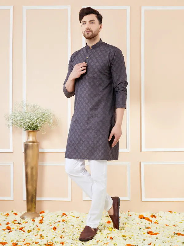 Black_Ethnic_Motifs_Silk_Jacquard_Woven_Design_Straight_Kurta_With_Pyjama