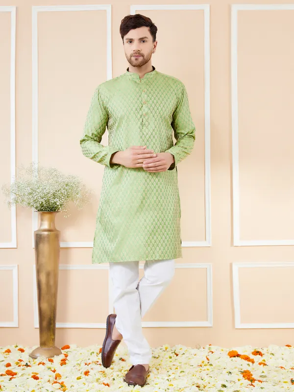 Green_Ethnic_Motifs_Silk_Jacquard_Woven_Design_Straight_Kurta_With_Pyjama