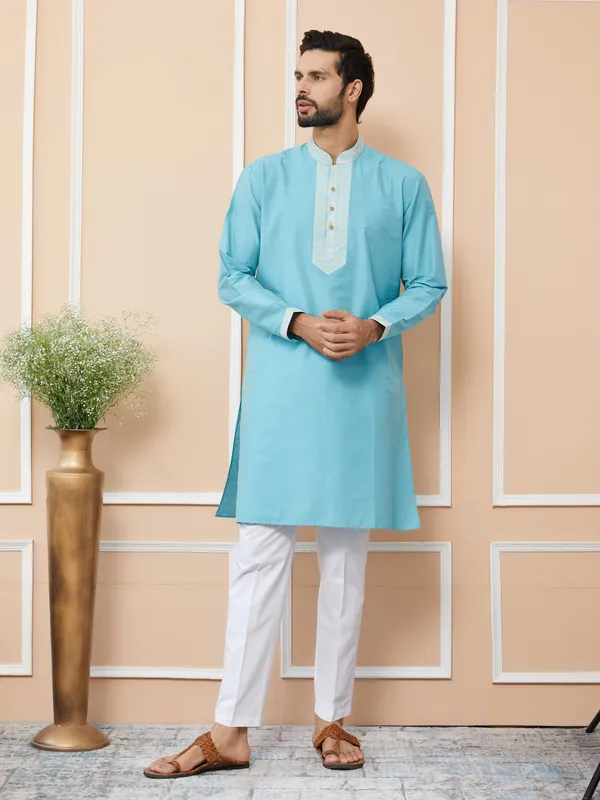 Blue_Solid_Cotton_Straight_Kurta_With_Pyjama_With_Jacquard_Neckline