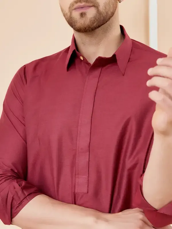 Men_Red_Cotton_Solid_Pathani_Kurta_With_Pyjama