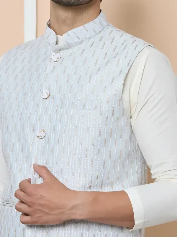Grey_Sequin_Embroidered_Nehru_Jacket_With_Solid_Kurta-Pyjama_(3_Piece_Set)