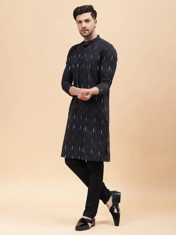 Men_Black_&_Red,_Yellow,White_Pure_Cotton_Printed_Staright_Kurta_With_Pajama