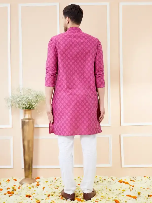 Pink_Ethnic_Motifs_Silk_Jacquard_Woven_Design_Straight_Kurta_With_Pyjama
