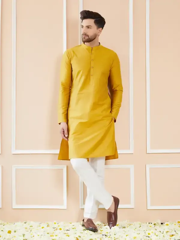 Yellow_Cotton_Solid_Straight_Kurta_With_Pyjama