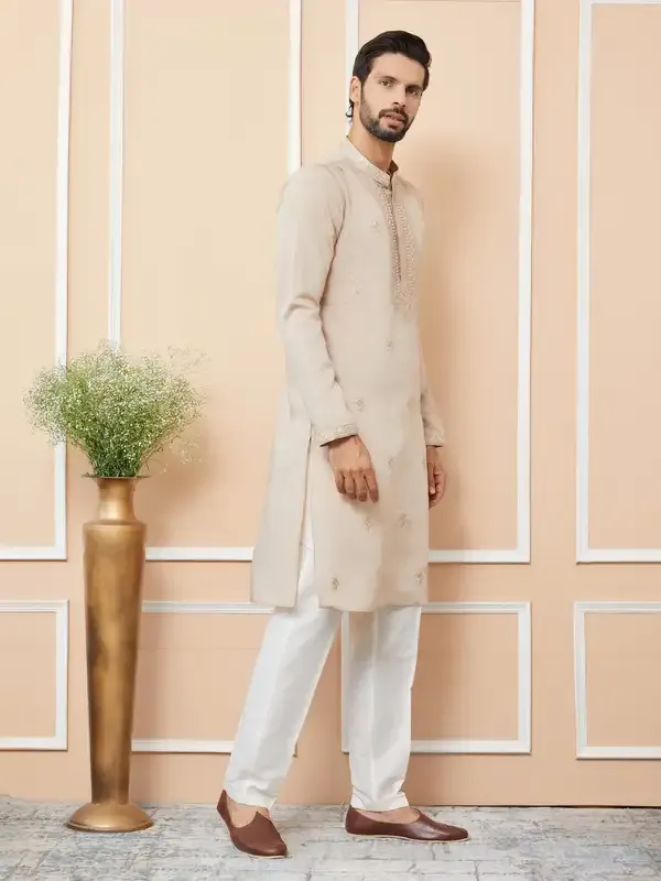 Beige_Embroidered_Chanderi_Silk_Straight_Kurta_With_Pyjama