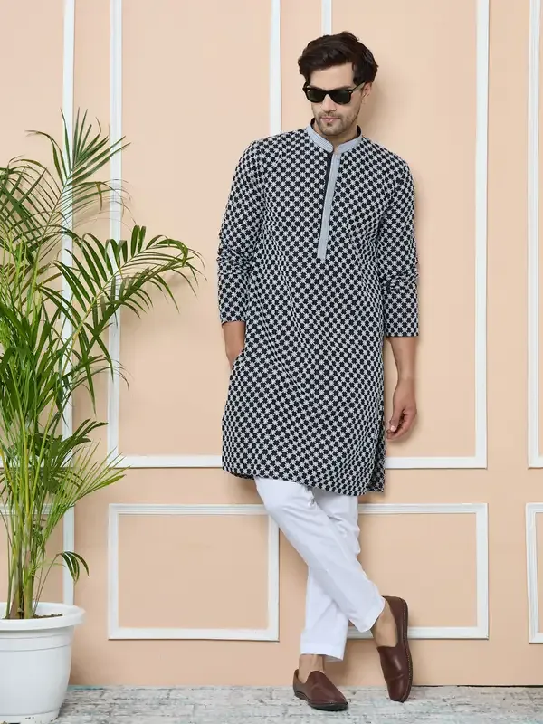 Black_Ethnic_Motifs_Embroidered_Mandarin_Collar_Straight_Kurta_With_Pyjama