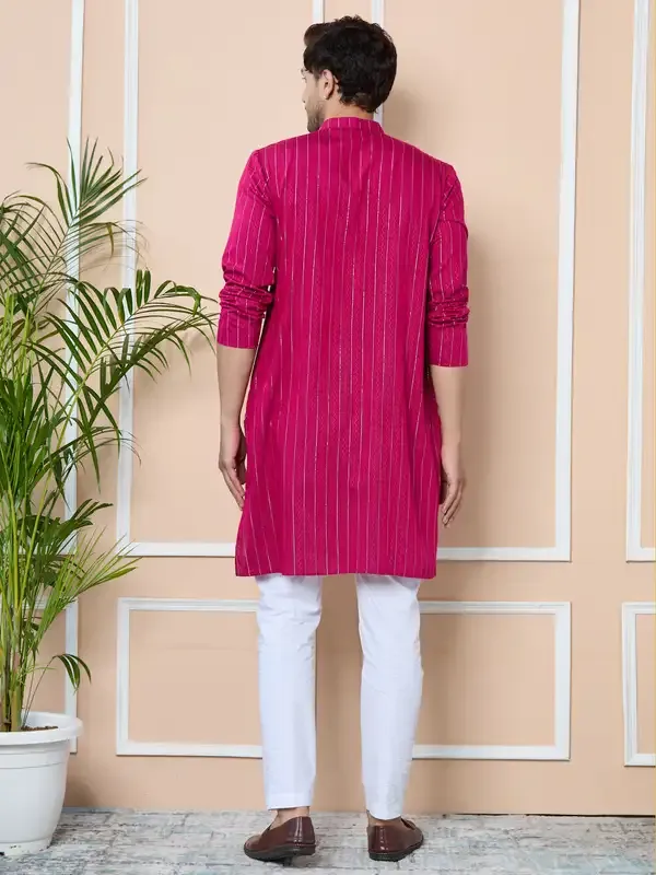 Magenta_Thread_Work_Straight_Kurta_With_Pyjama