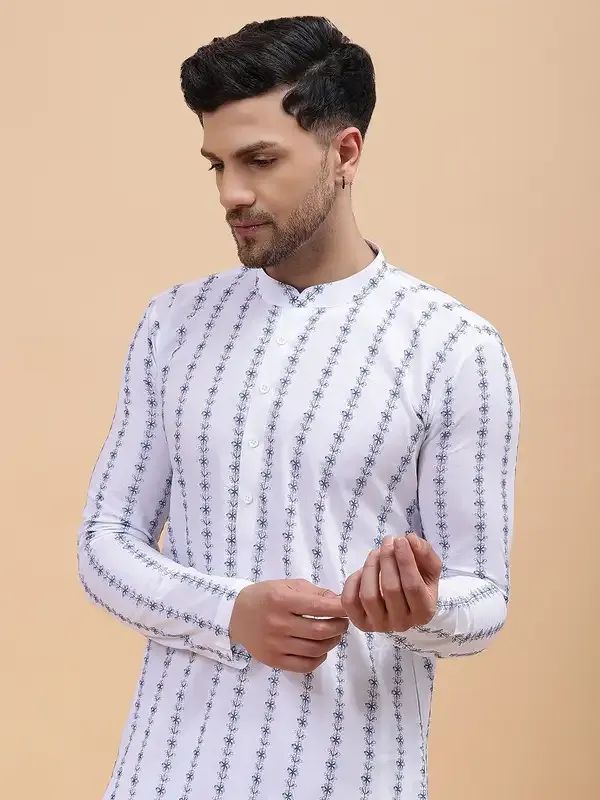 Men_White_&_Blue_Pure_Cotton_Embroidered_Staright_Kurta_With_Pajama