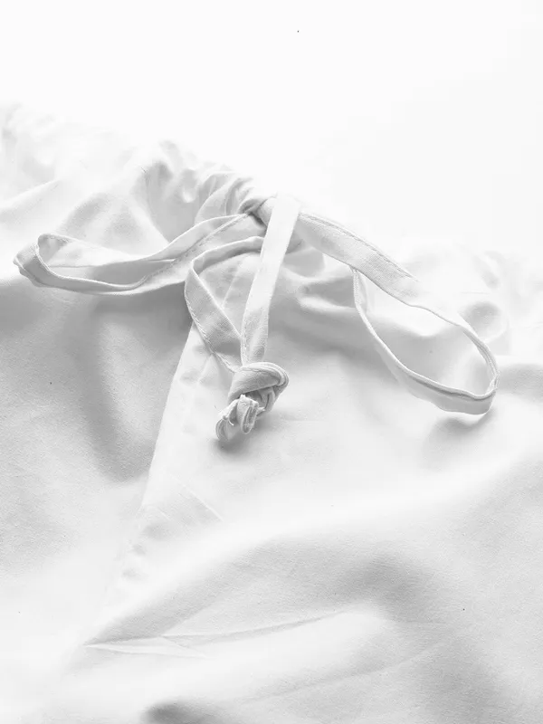 Combo_Pack_of_2:_White_&_Navy_Blue_Solid_Cotton_Pyjamas