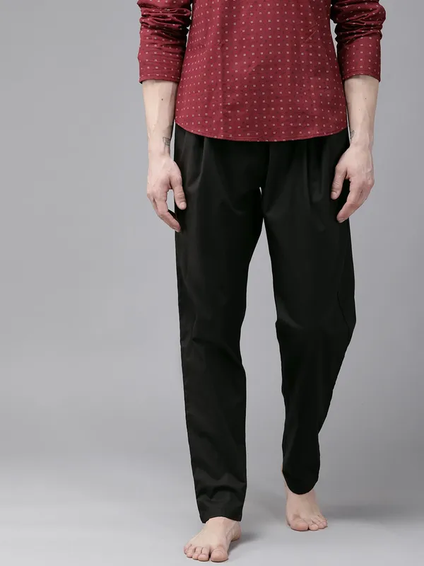 Combo_Pack_of_2:_Black_&_Brown_Solid_Cotton_Pyjamas