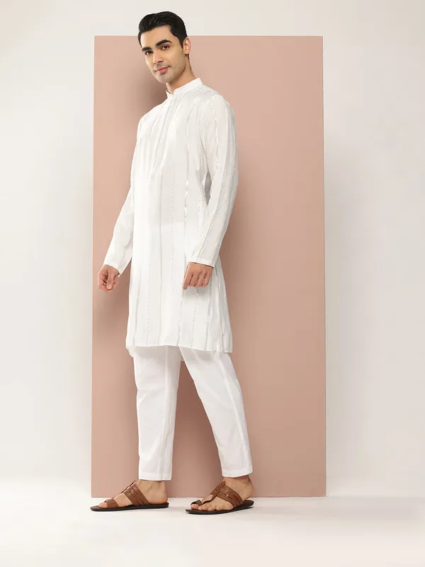 Off-White_&_Gold_Sequined_Chanderi_Silk_Kurta
