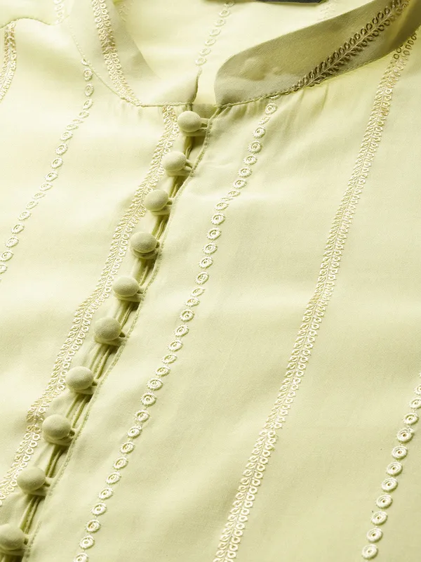 Cream_Chanderi_Silk_Kurta_with_Sequin_Embroidery,_Paired_with_Pyjama