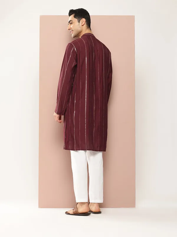 Men's_Burgundy_&_Gold_Sequined_Chanderi_Silk_Kurta