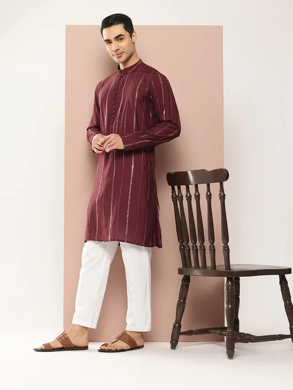 Men's_Burgundy_&_Gold_Sequined_Chanderi_Silk_Kurta