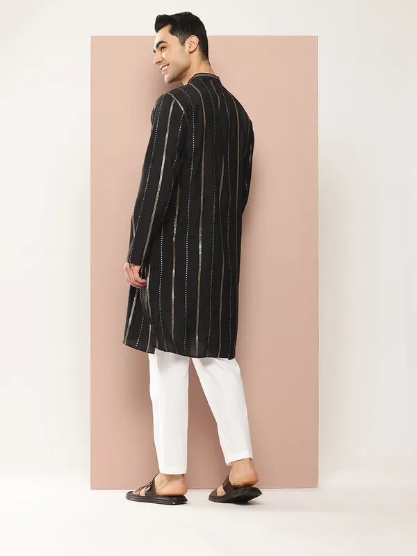 Men's_Black_Chanderi_Silk_Kurta_with_Sequin_Embroidery,_Paired_with_Pyjama