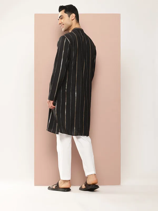 Men's_Black_Chanderi_Silk_Kurta_with_Sequin_Embroidery,_Paired_with_Pyjama