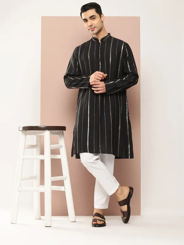 Men's_Black_&_Gold_Sequined_Chanderi_Silk_Kurta