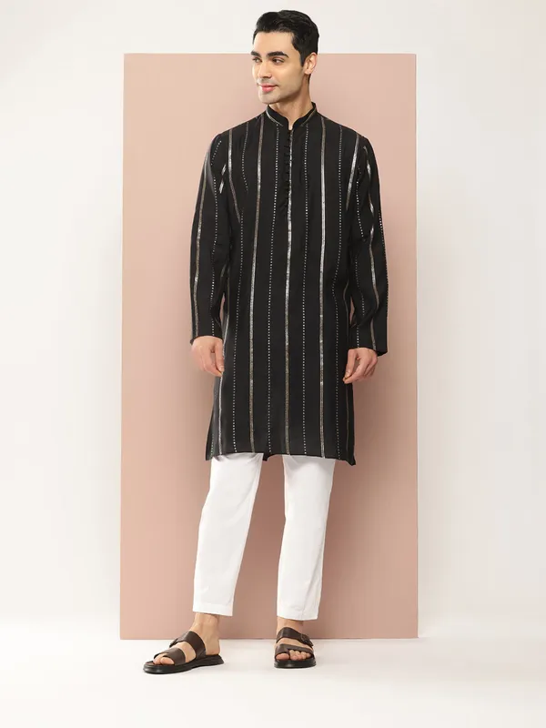 Men's_Black_&_Gold_Sequined_Chanderi_Silk_Kurta