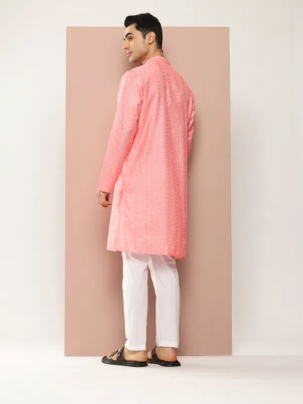 Men_Pink_Embroidered_Thread_Work_Sequinned_Chanderi_Silk_Straight_Kurta_With_Pyjama