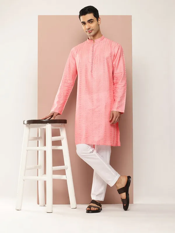 Men's_Pink_Embroidered_Threadwork_&_Sequined_Chanderi_Silk_Straight_Kurta