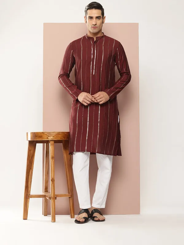 Men�s_Maroon_Chanderi_Silk_Kurta_with_Embroidery_and_Sequins,_Paired_with_Pyjama