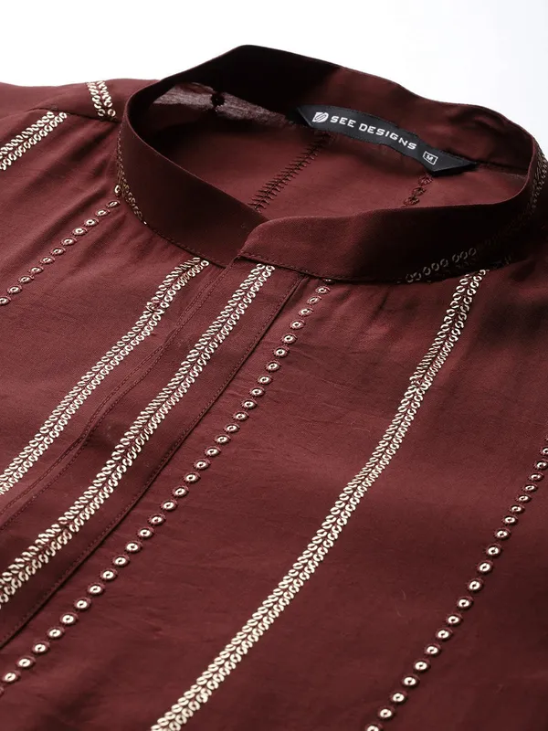 Men�s_Maroon_Chanderi_Silk_Kurta_with_Embroidery_and_Sequins,_Paired_with_Pyjama