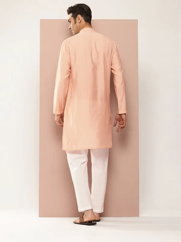 Light_Pink_Chanderi_Silk_Kurta_with_Embroidery_and_Sequins,_Paired_with_Pyjama