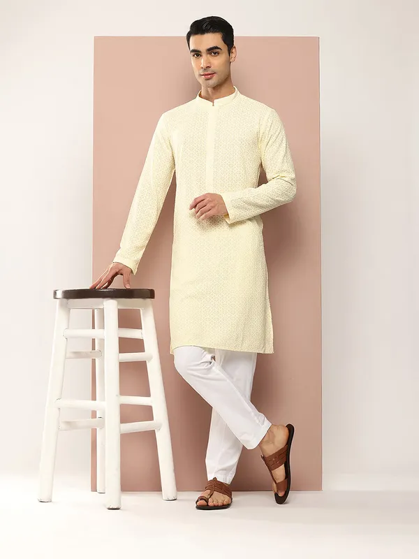Men�s_Cream_Rayon_Kurta_with_Embroidered_Chikankari,_Paired_with_Pyjama