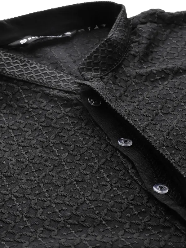Men's_Black_Embroidered_Chikankari_Rayon_Straight_Kurta