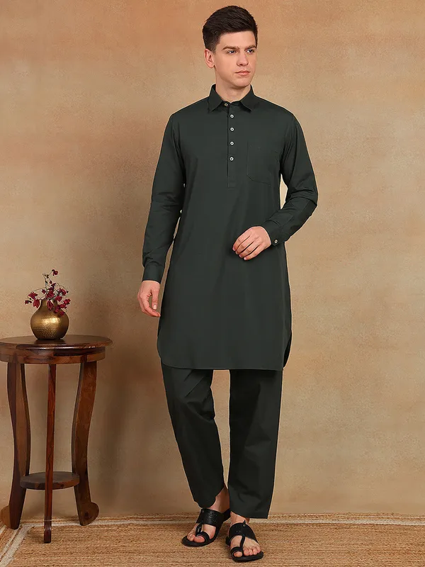 Men's_Solid_Pathani_Kurta_with_pyjama