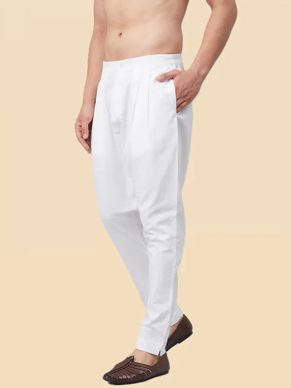 Men's_White_Solid_Cotton_Trousers_style_pant