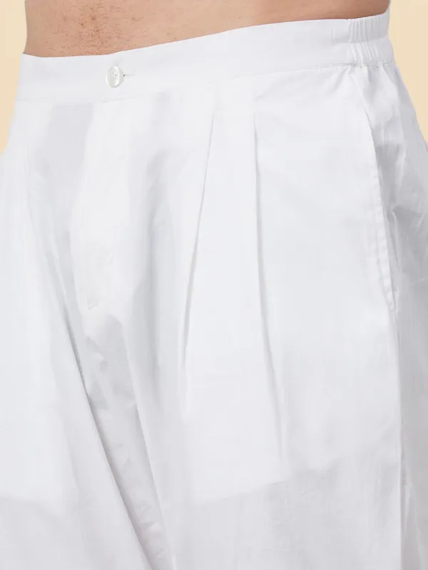 Men's_White_Solid_Cotton_Trousers_style_pant