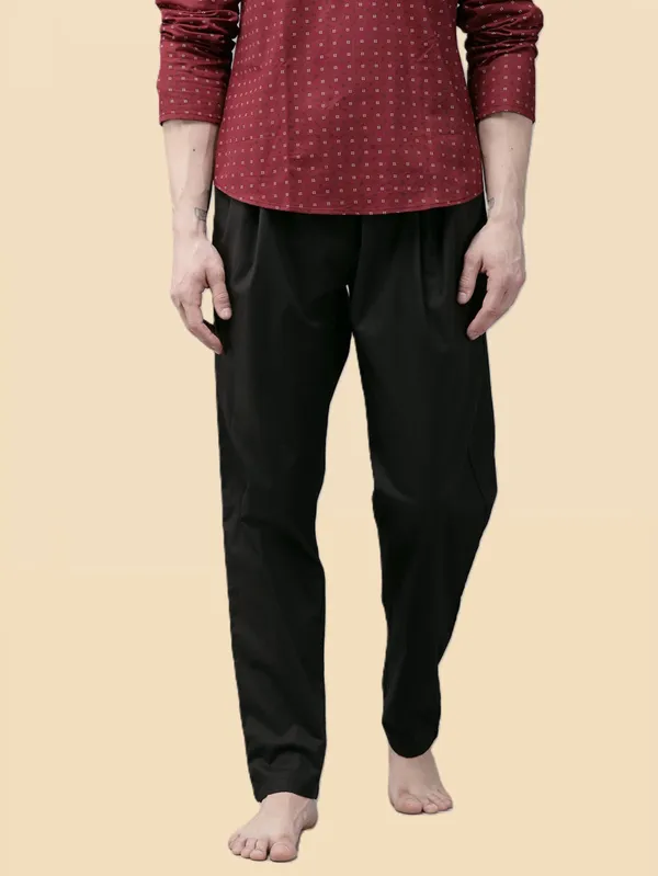 Men's_Black_Solid_Cotton_Salwar_Style_Pyjama