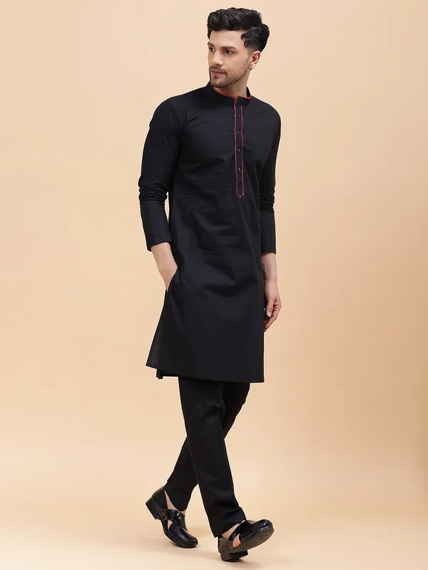 Men_Black_&_Red_Pure_Cotton_Embroidered_Staright_Kurta_With_Pajama