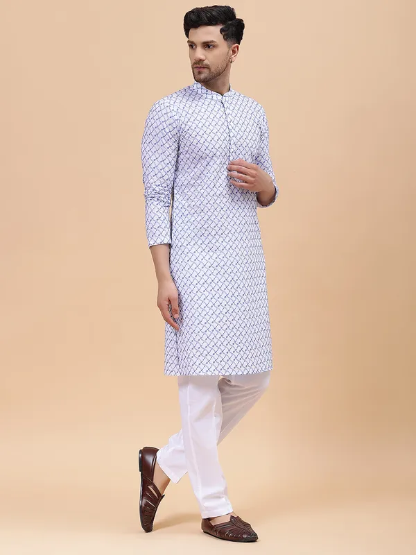 Men_White_&_Blue_Pure_Cotton_Embroidered_Staright_Kurta_With_Pajama