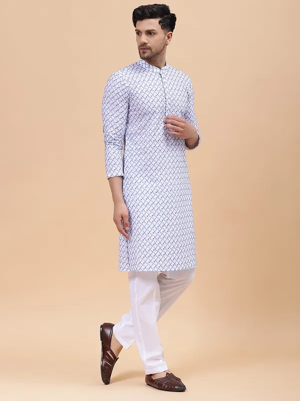 Pure_Cotton_Embroidered_Straight_kurta