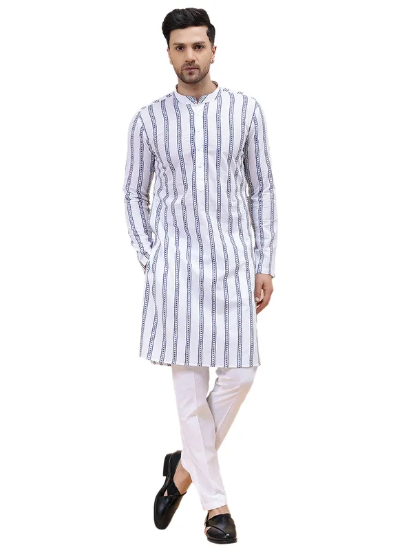Pure_Cotton_Embroidered_Straight_kurta