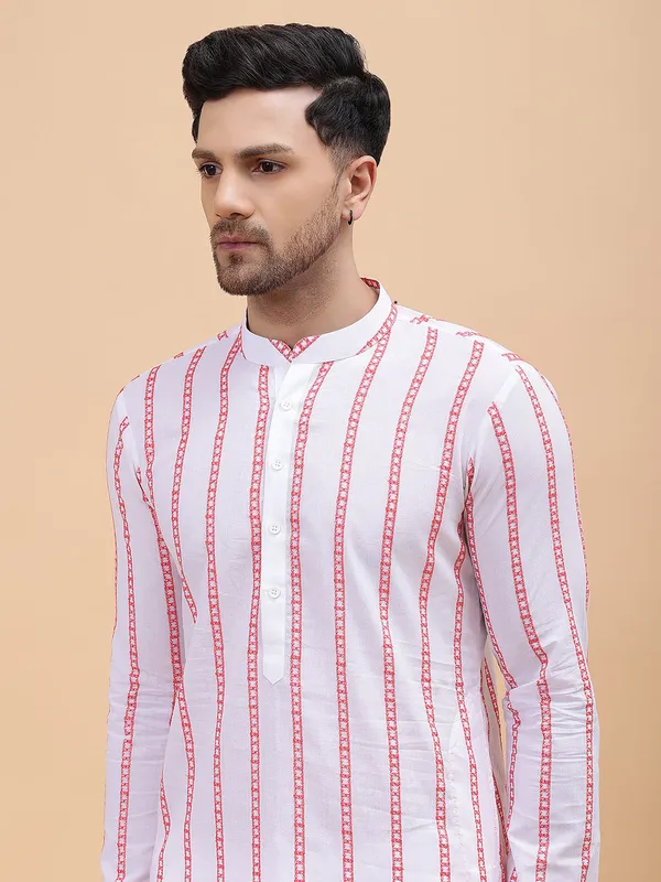 Pure_Cotton_Embroidered_Straight_kurta