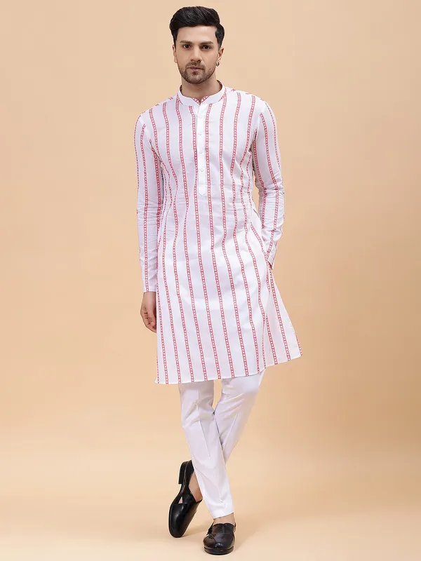Pure_Cotton_Embroidered_Straight_kurta