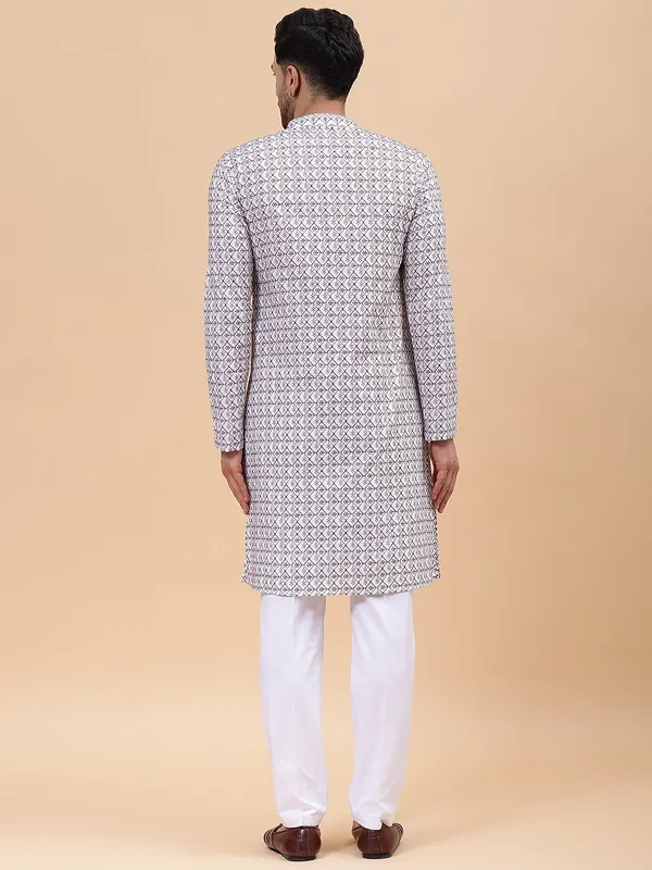 Pure_Cotton_Embroidered_Straight_kurta