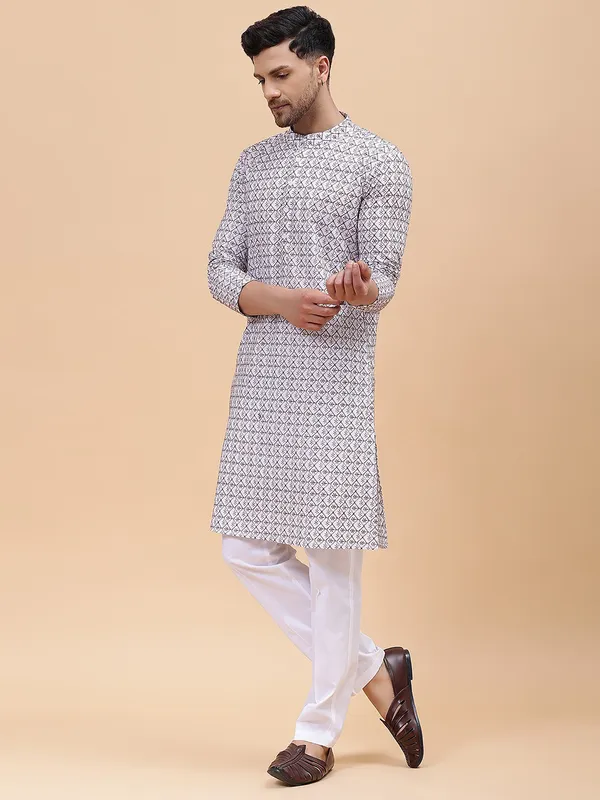 Pure_Cotton_Embroidered_Straight_kurta