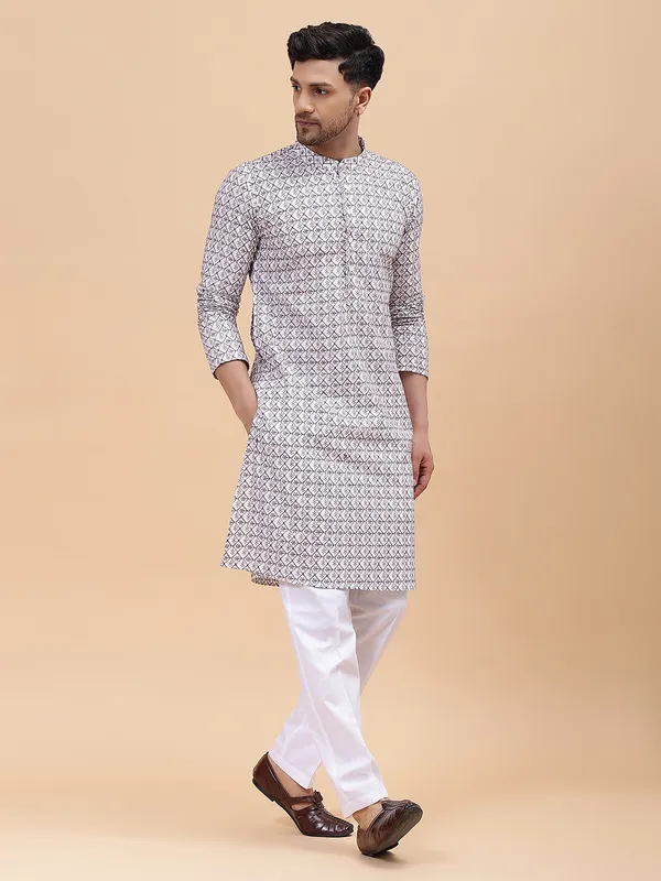 Pure_Cotton_Embroidered_Straight_kurta