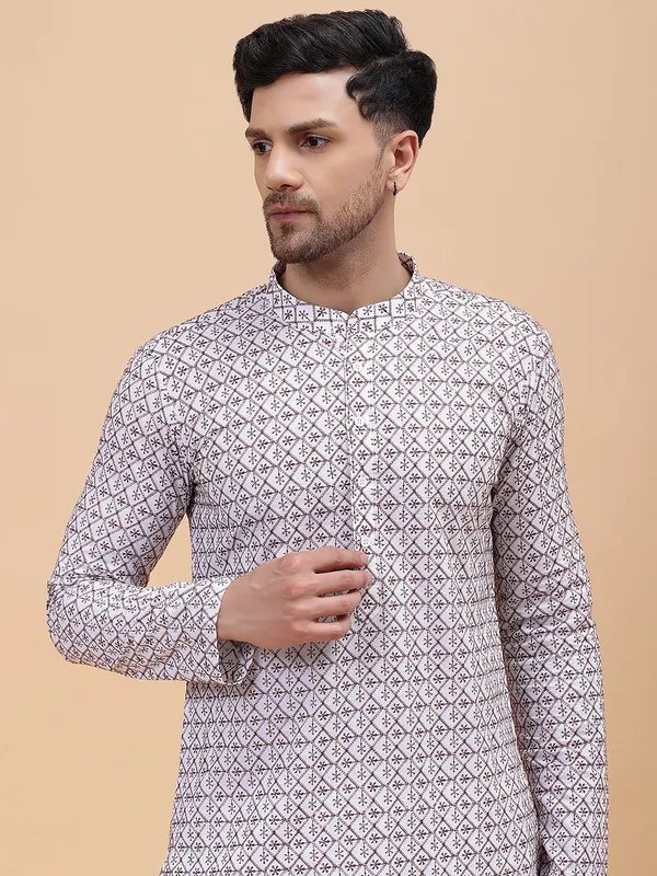 Pure_Cotton_Embroidered_Straight_kurta