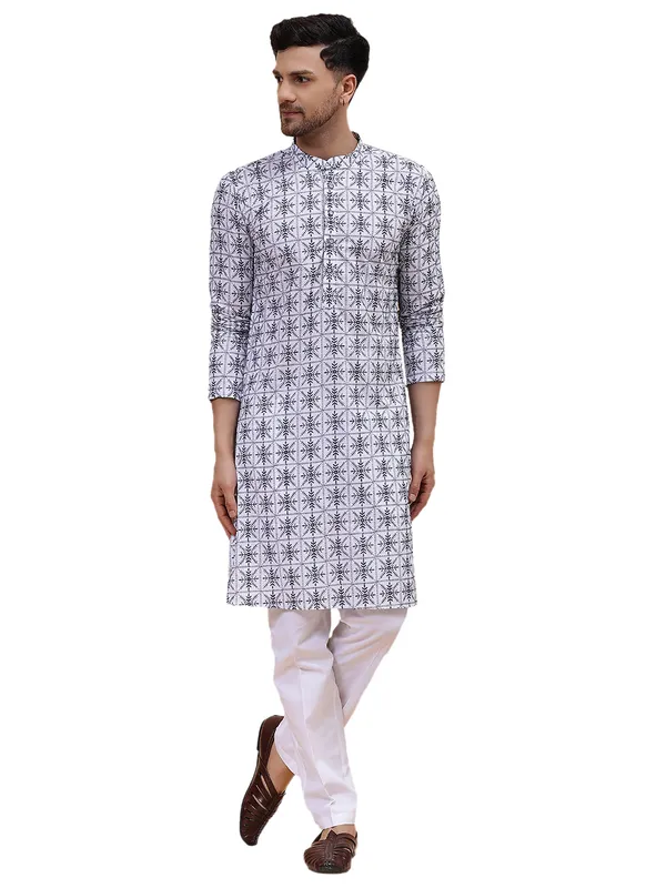 Men_Off_White_&_Blue_Pure_Cotton_Embroidered_Staright_Kurta_With_Pajama