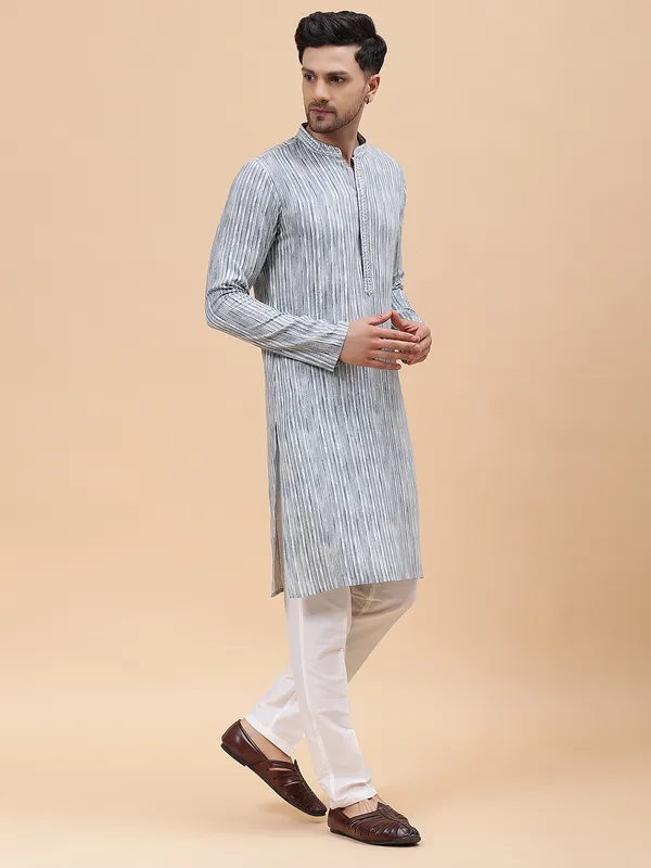 Men_Off_White_&_Grey_Pure_Cotton_Embroidered_Staright_Kurta_With_Pajama