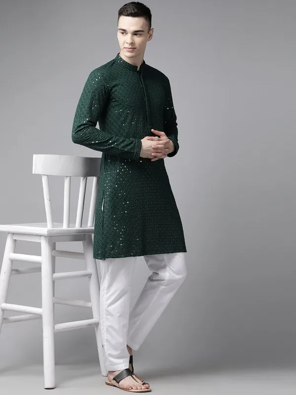 Sequins_Embroidered_Rayon_Kurta